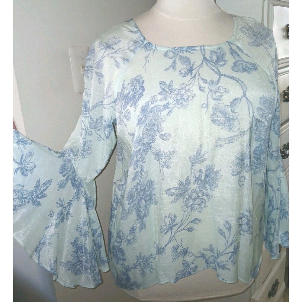 LC LAUREN CONRAD Womens XXL Boho Floral Bell Slv Open Back Design Green Blue Top - Picture 3 of 12